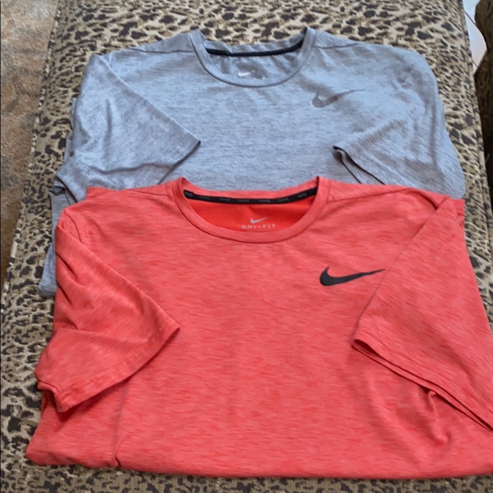 2 Nike dri fit tshirts size M